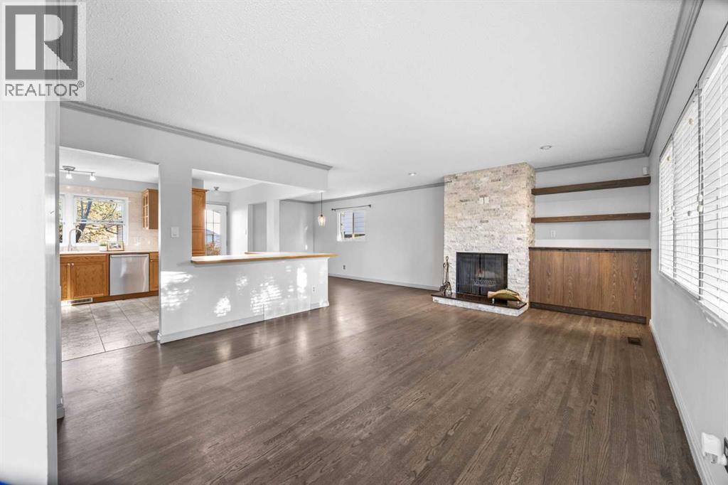 10444 Maplecreek Drive Se, Calgary, Alberta  T2J 1V1 - Photo 6 - A2269164