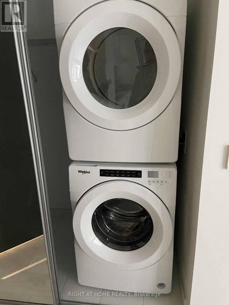 201 - 33 Frederick Todd Way S, Toronto, Ontario  M4G 0C9 - Photo 4 - C12520044