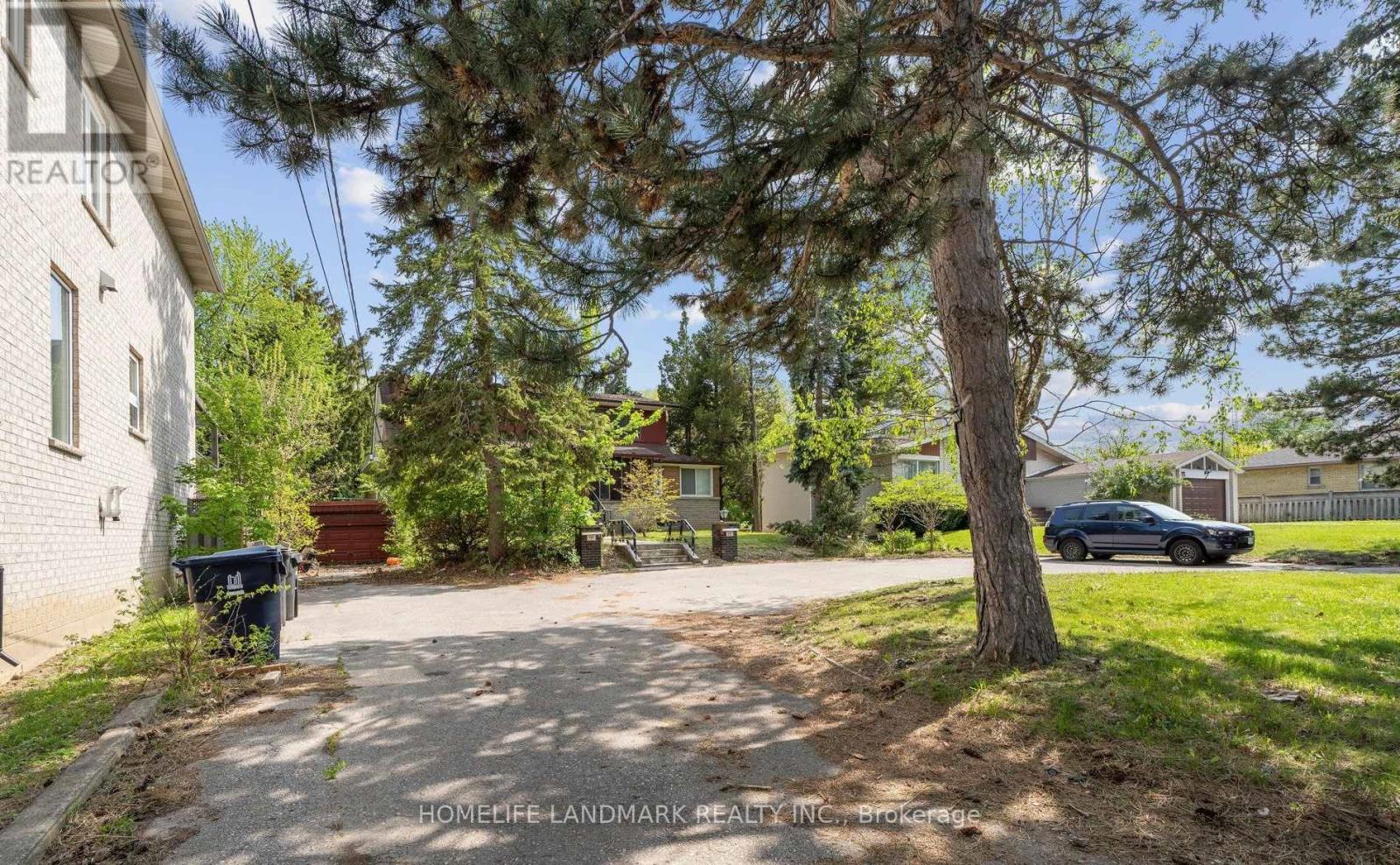 149 Clanton Park Road, Toronto, Ontario  M3H 2E6 - Photo 5 - C12520062