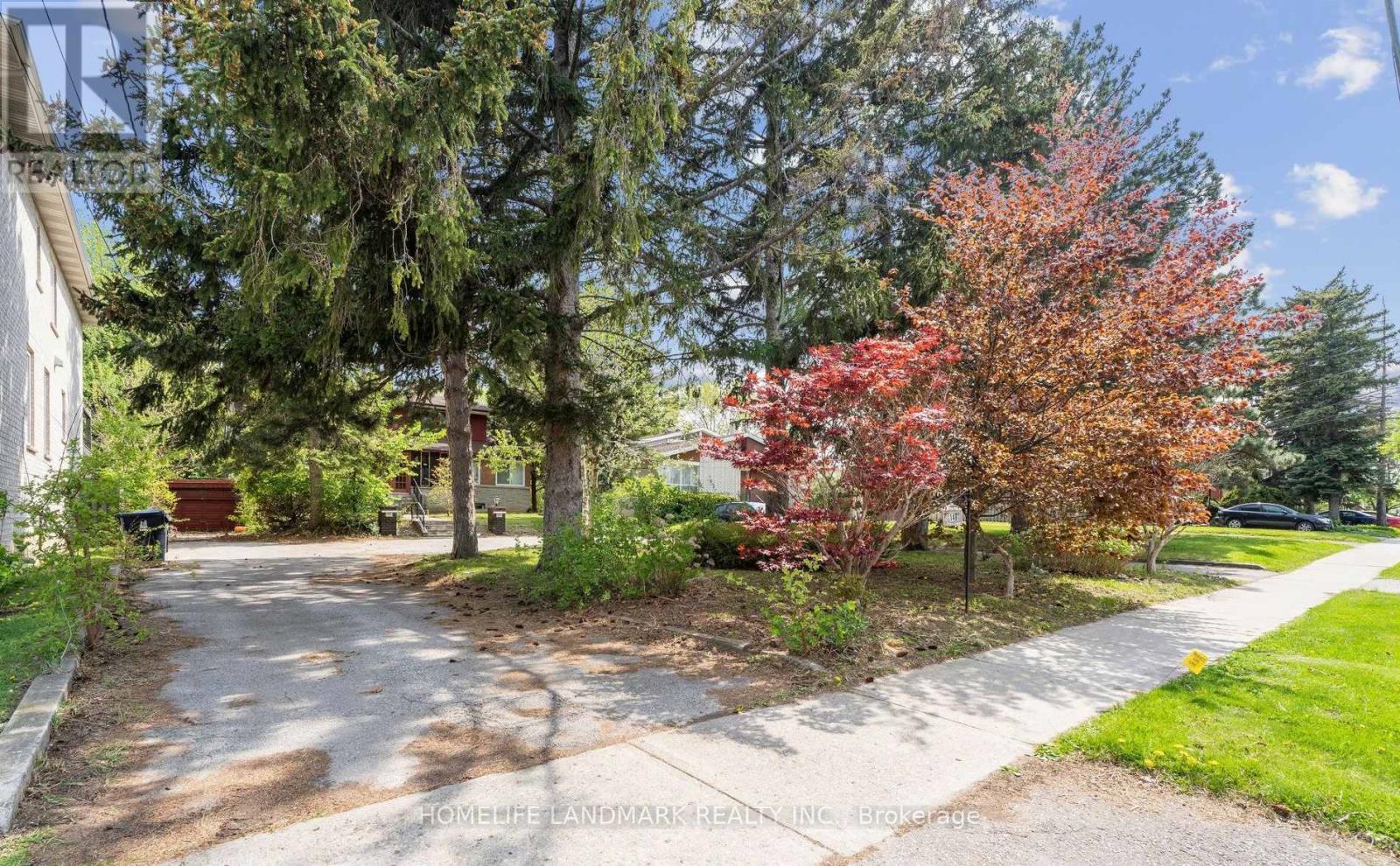 149 Clanton Park Road, Toronto, Ontario  M3H 2E6 - Photo 9 - C12520062