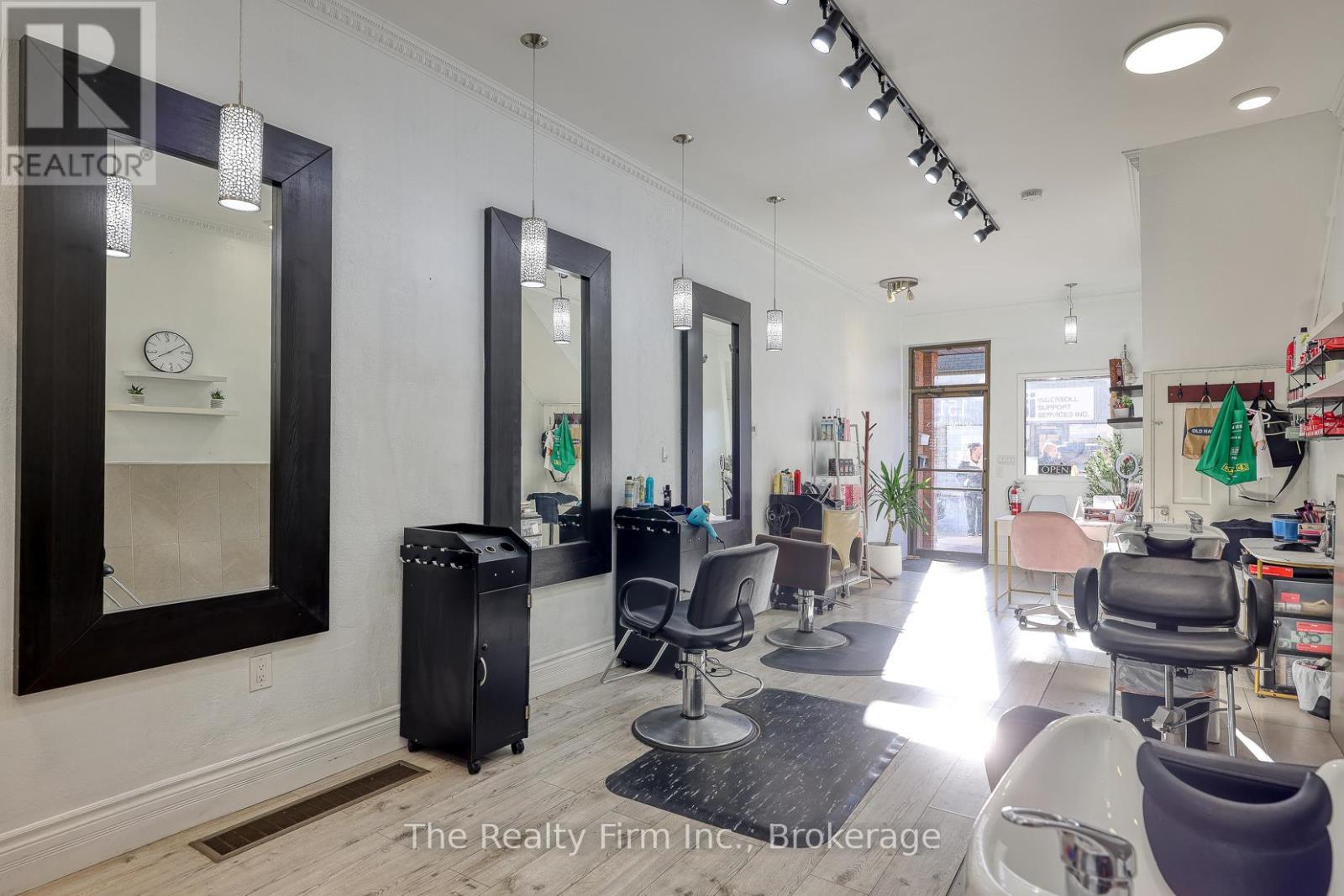 151 Thames Street S, Ingersoll, Ontario N5C 2T3 - Photo 22 - X12513558