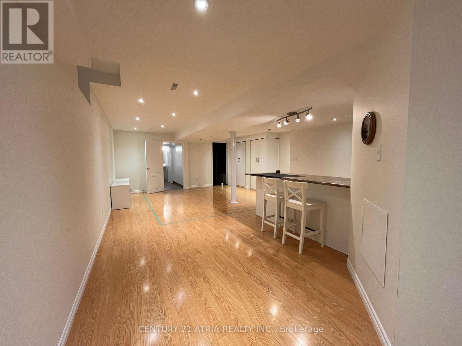 57 Rideau Drive, Richmond Hill, Ontario L4B 4P3 - Photo 15 - N12517732