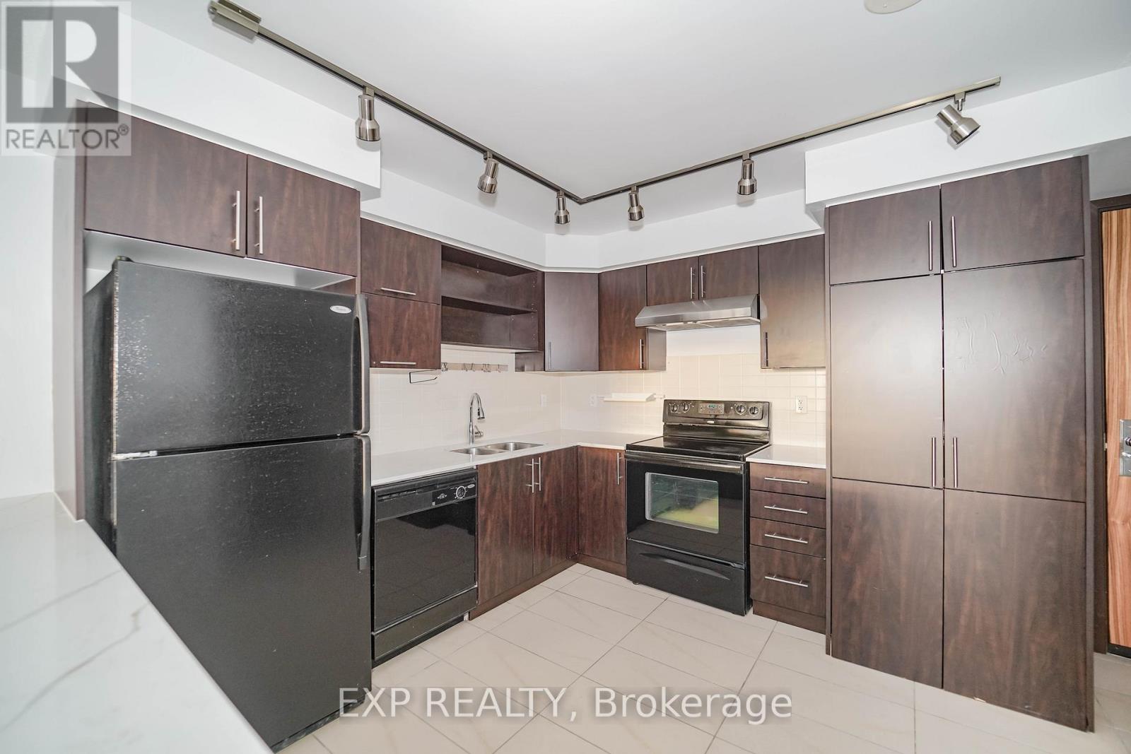 905 - 60 South Town Centre Boulevard, Markham, Ontario  L6G 0C5 - Photo 4 - N12519996