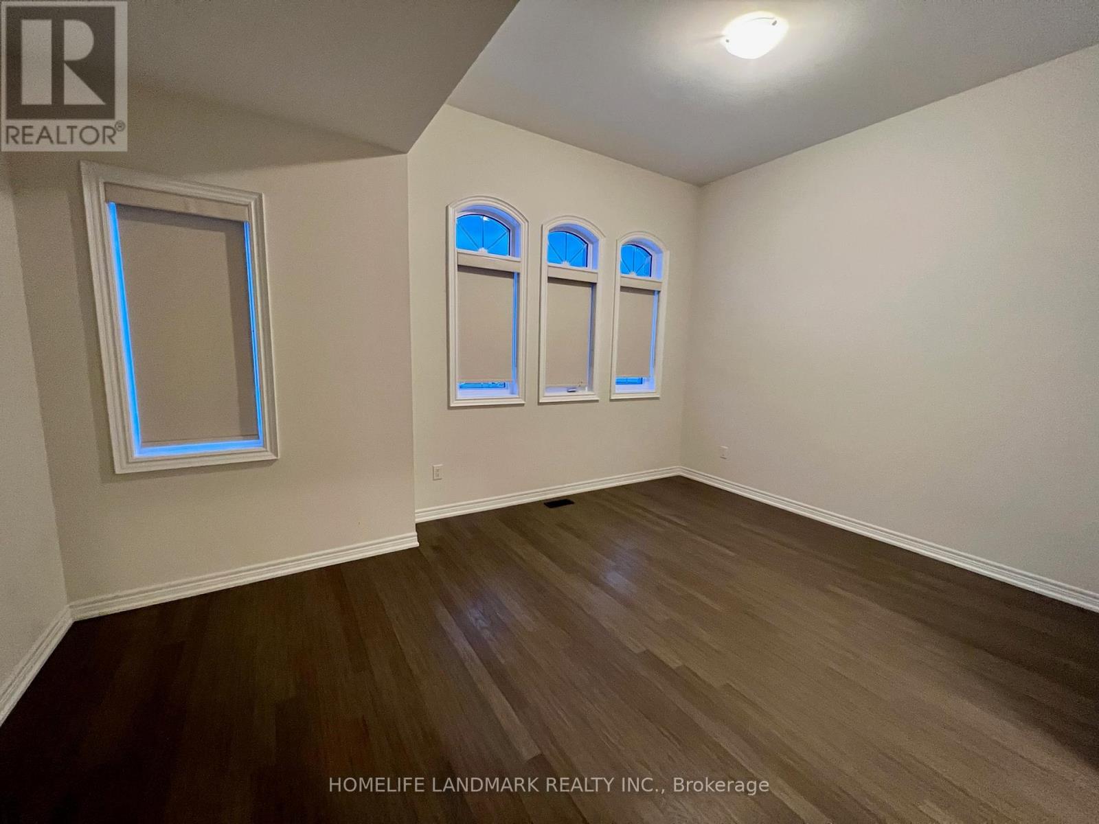 130 Alamo Heights Drive, Richmond Hill, Ontario  L4S 0A5 - Photo 7 - N12520006