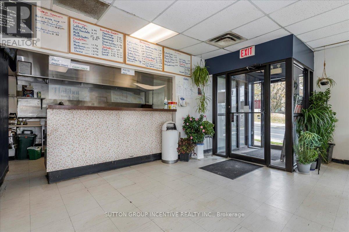 2940 Hwy 27, Bradford West Gwillimbury, Ontario  L0G 1B0 - Photo 3 - N12520010