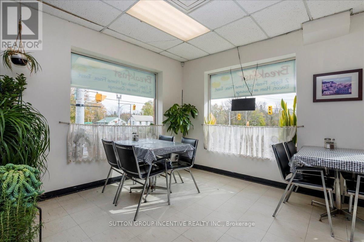 2940 Hwy 27, Bradford West Gwillimbury, Ontario  L0G 1B0 - Photo 4 - N12520010