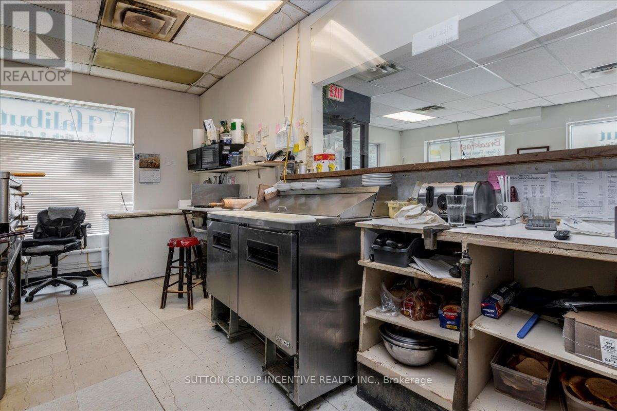 2940 Hwy 27, Bradford West Gwillimbury, Ontario  L0G 1B0 - Photo 9 - N12520010