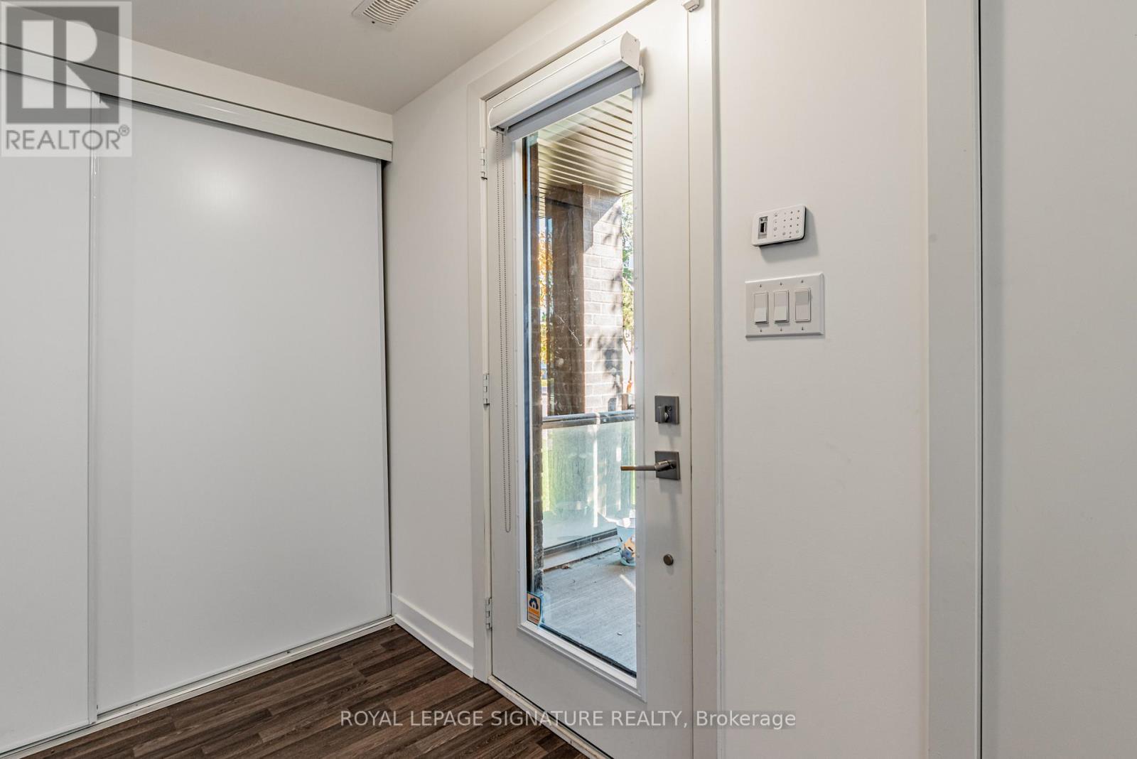 77 - 370c Red Maple Road, Richmond Hill, Ontario L4C 6P5 - Photo 2 - N12520050