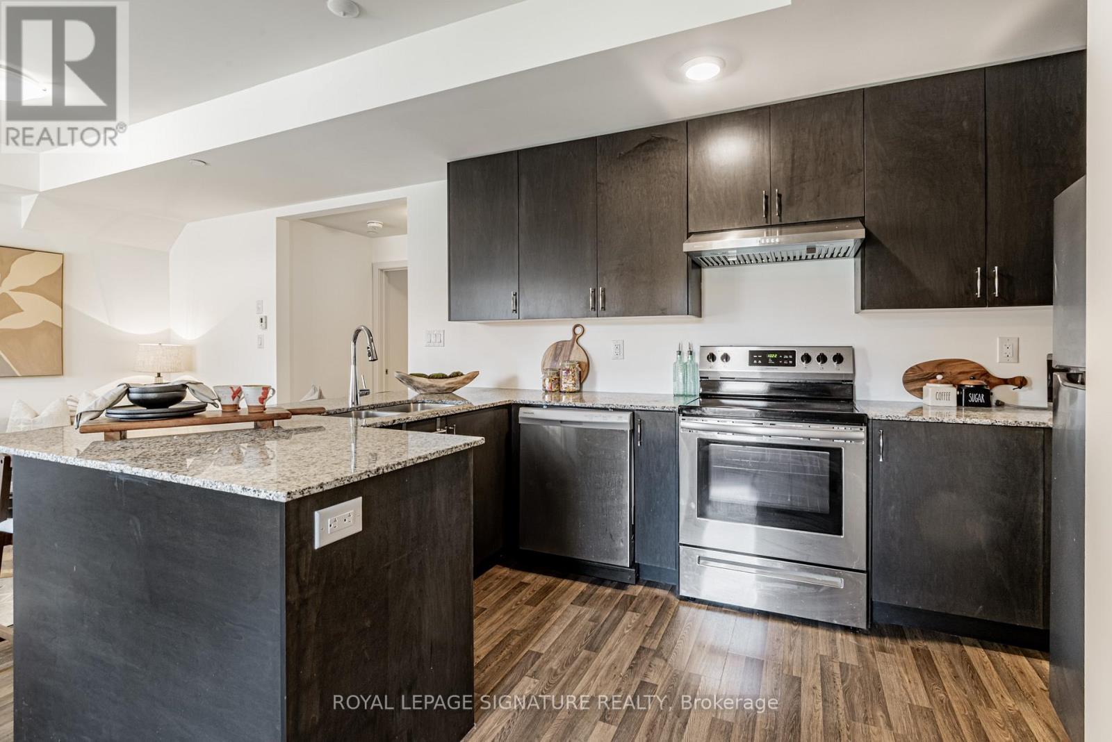 77 - 370c Red Maple Road, Richmond Hill, Ontario L4C 6P5 - Photo 4 - N12520050