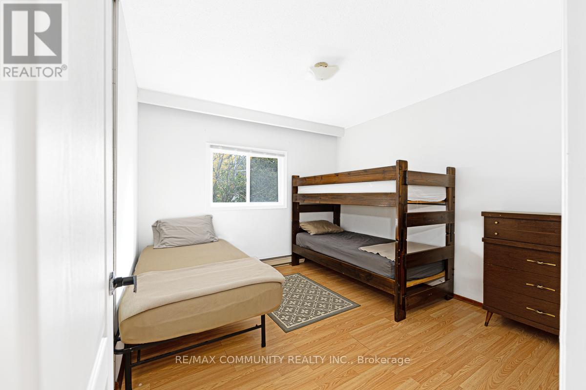 8 58th Street, Wasaga Beach, Ontario  L9Z 1W6 - Photo 10 - S12520032