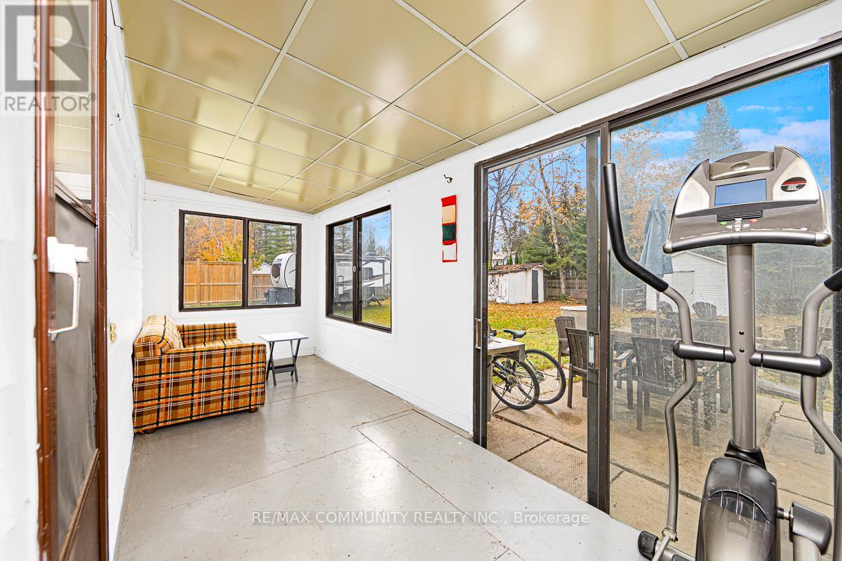 8 58th Street, Wasaga Beach, Ontario  L9Z 1W6 - Photo 13 - S12520032