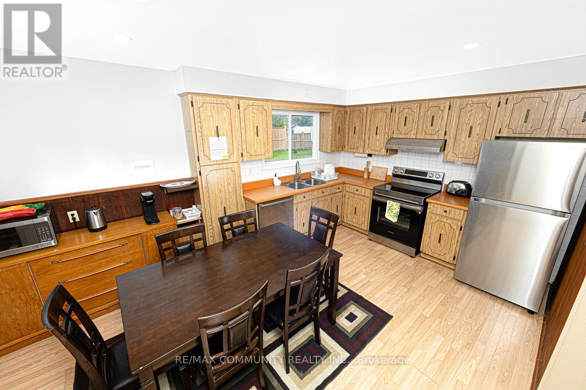 8 58th Street, Wasaga Beach, Ontario  L9Z 1W6 - Photo 7 - S12520032