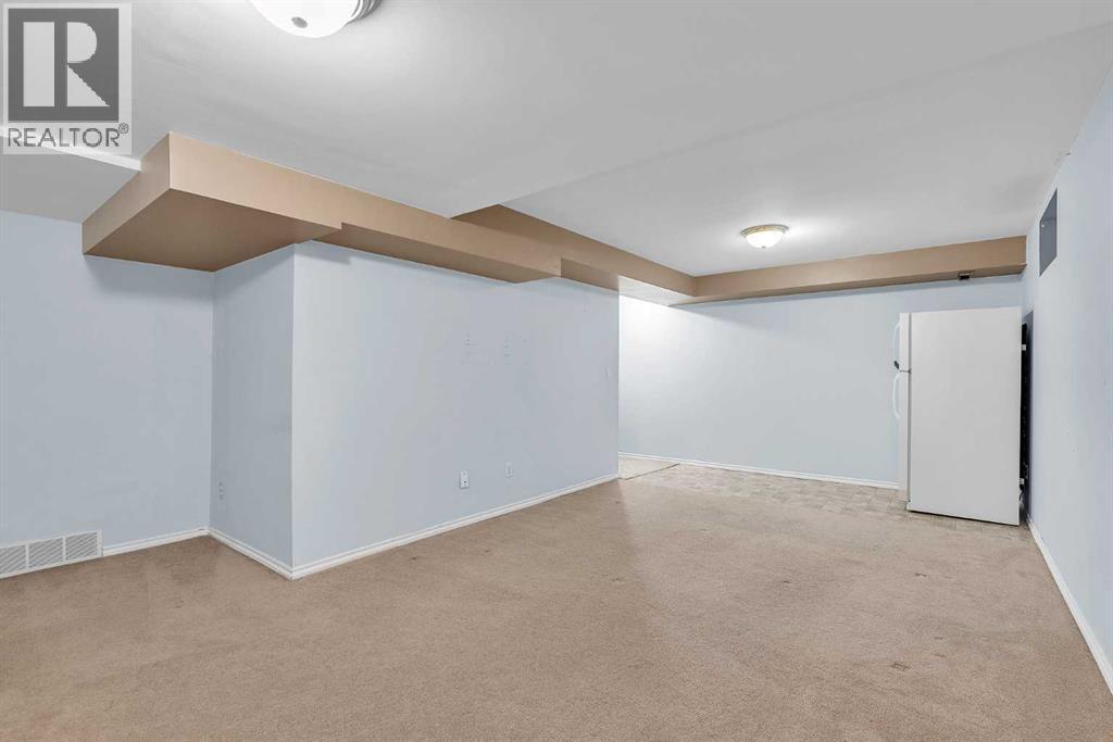 147 Scenic Way Nw, Calgary, Alberta  T3L 1B6 - Photo 29 - A2262120