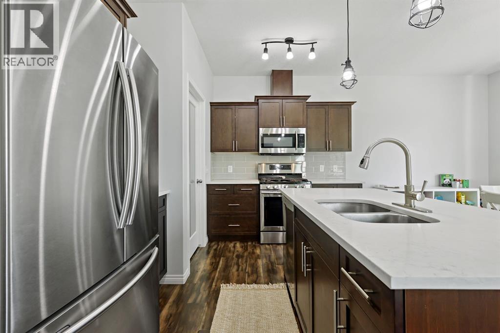 121 Wildrose Green, Strathmore, Alberta  T1P 0G4 - Photo 7 - A2269134