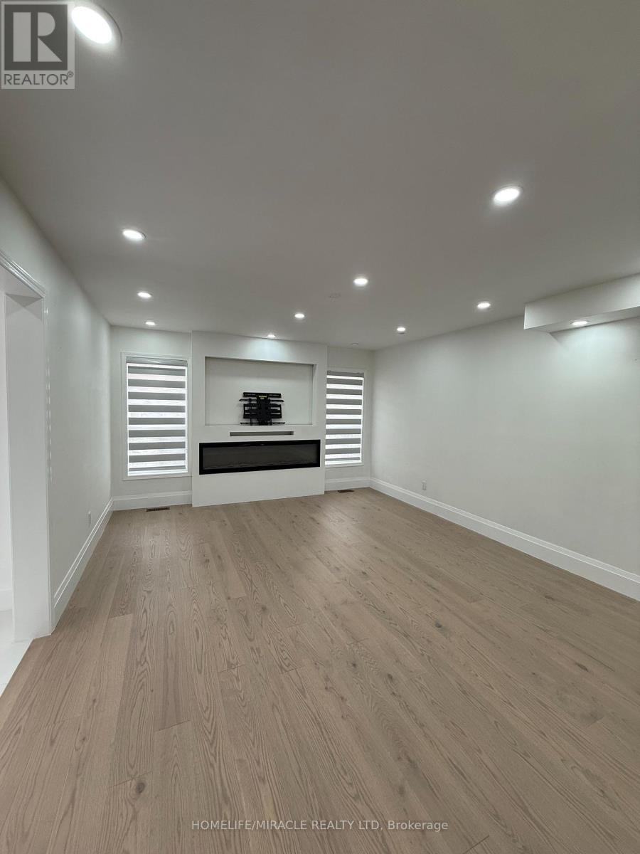 91 Buick Boulevard, Brampton, Ontario  L7A 3B7 - Photo 8 - W12520004