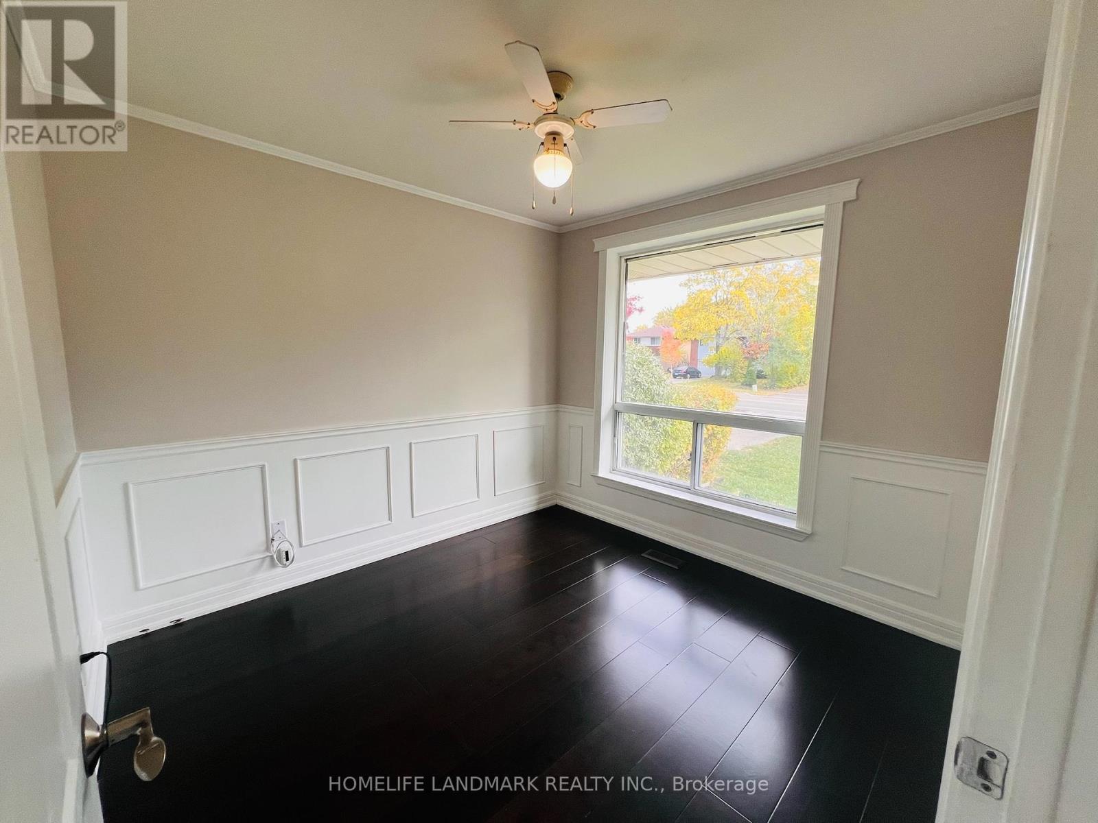 2749 Truscott Drive, Mississauga, Ontario  L5J 2B8 - Photo 10 - W12520008