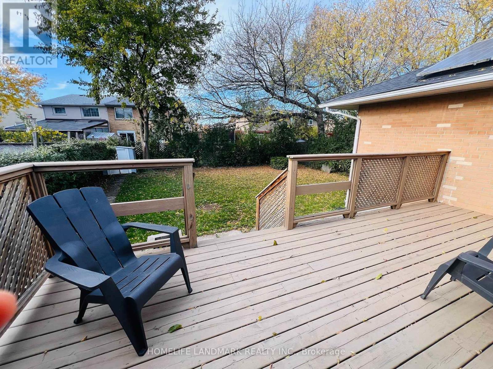 2749 Truscott Drive, Mississauga, Ontario  L5J 2B8 - Photo 13 - W12520008