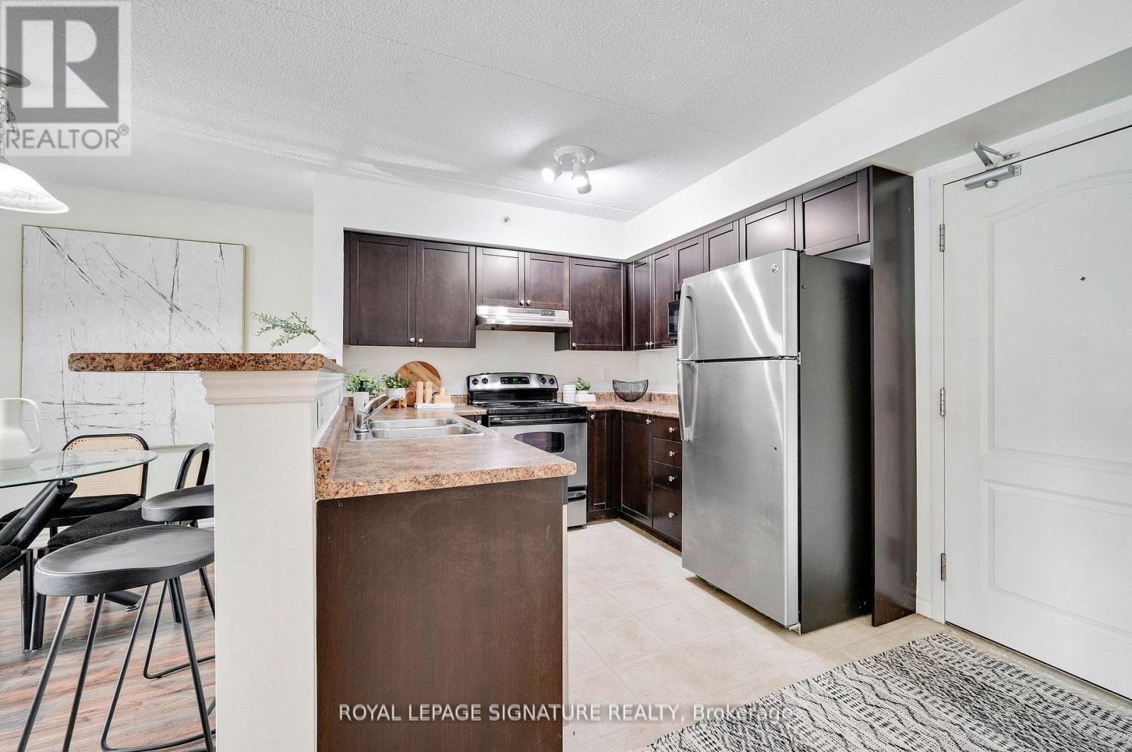 204 - 1470 Main Street E, Milton, Ontario  L9T 8W6 - Photo 13 - W12520014