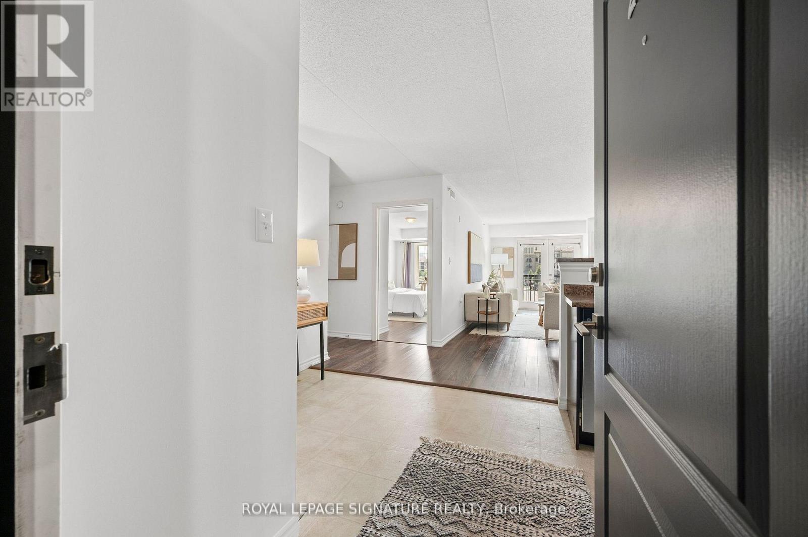 204 - 1470 Main Street E, Milton, Ontario  L9T 8W6 - Photo 5 - W12520014