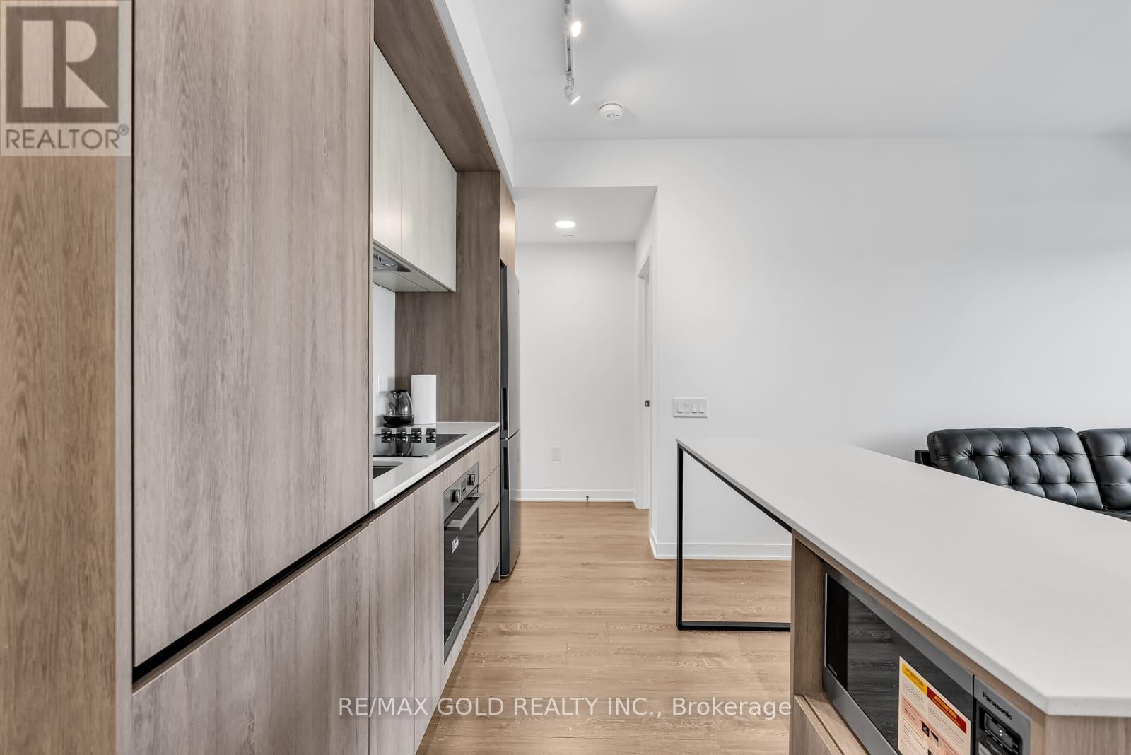 1009 - 2495 Eglinton Avenue W, Mississauga, Ontario  L5M 2T2 - Photo 6 - W12520052