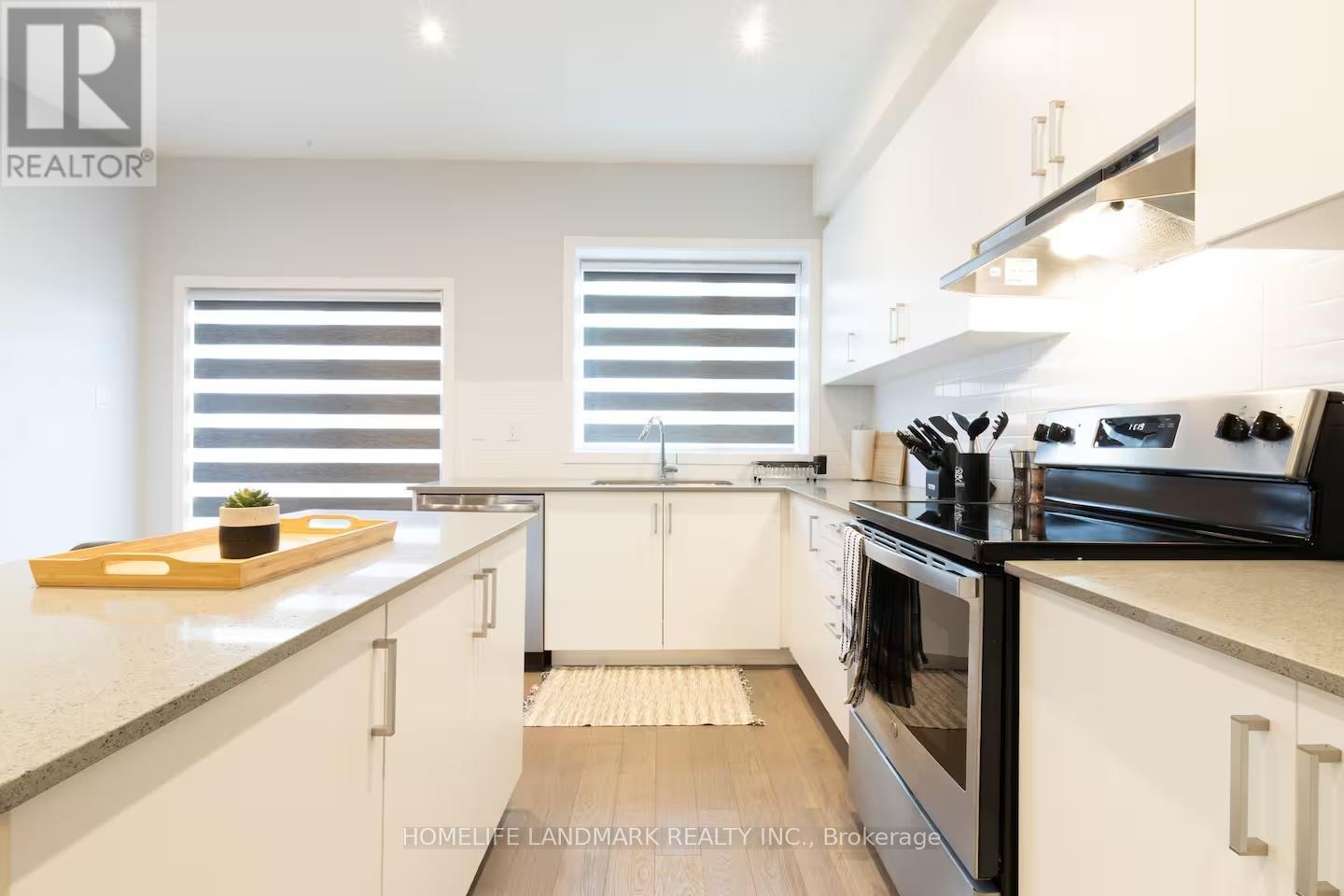 27 William Duncan Road, Toronto, Ontario  M3K 0C7 - Photo 11 - W12520058