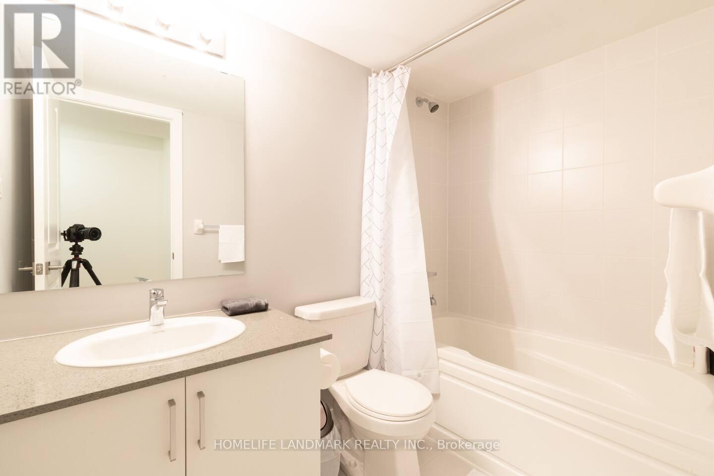 27 William Duncan Road, Toronto, Ontario  M3K 0C7 - Photo 27 - W12520058