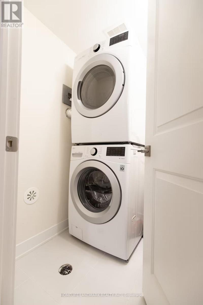 27 William Duncan Road, Toronto, Ontario  M3K 0C7 - Photo 28 - W12520058