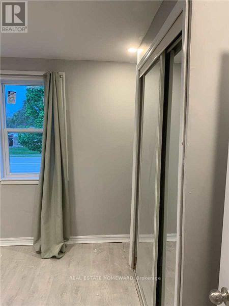 76 Fairview Drive, Brantford, Ontario  N3R 2W9 - Photo 9 - X12520012