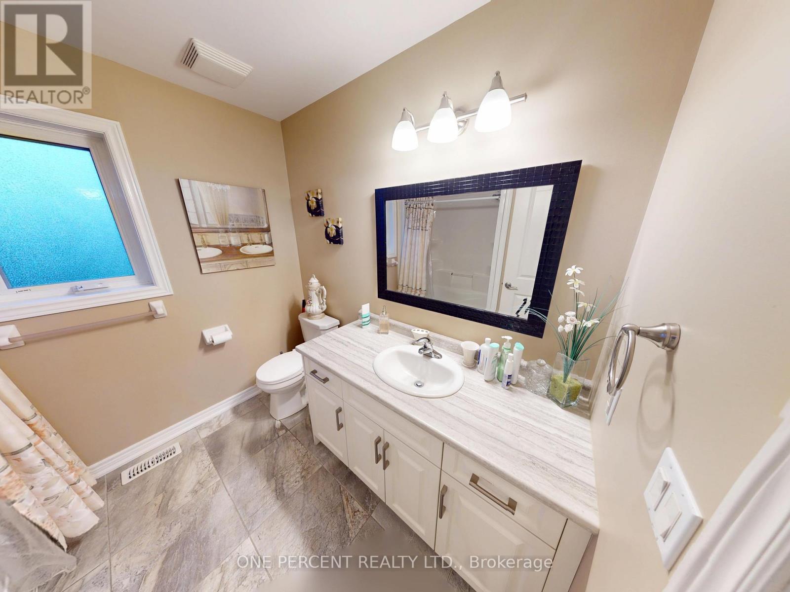 125 Clare Avenue, Welland, Ontario L3C 0B7 - Photo 12 - X12520020