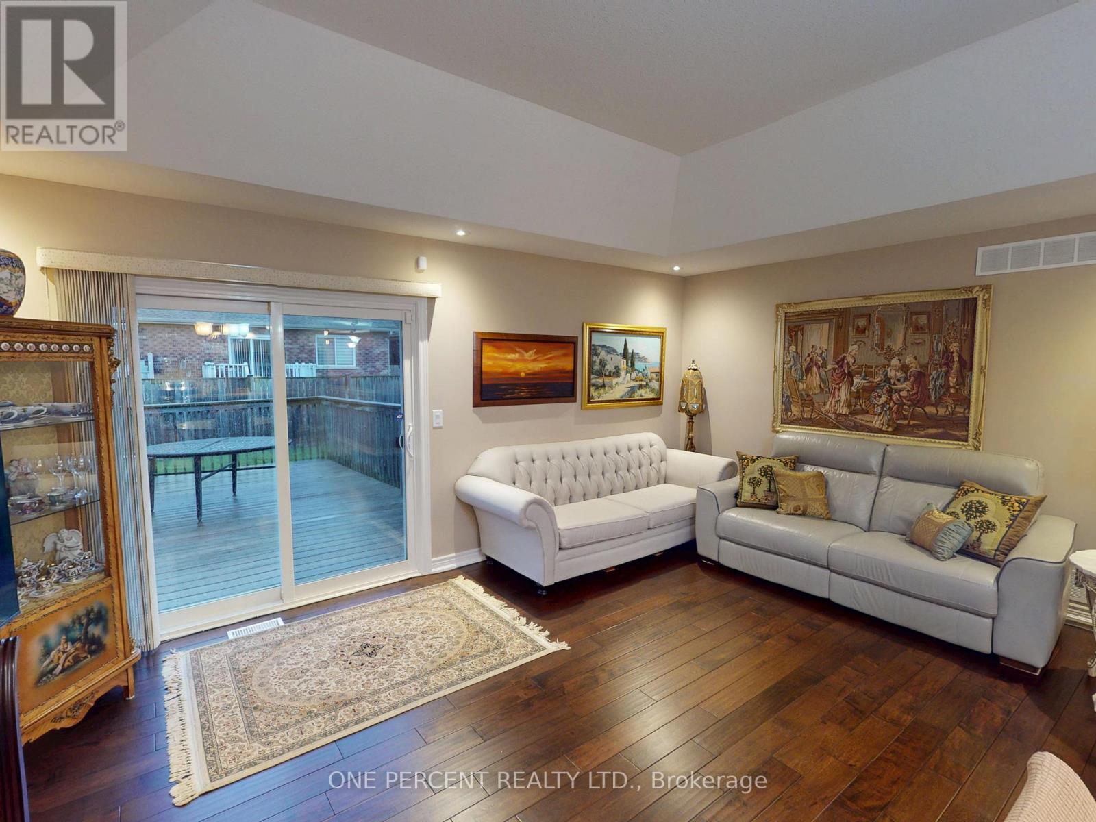 125 Clare Avenue, Welland, Ontario L3C 0B7 - Photo 5 - X12520020