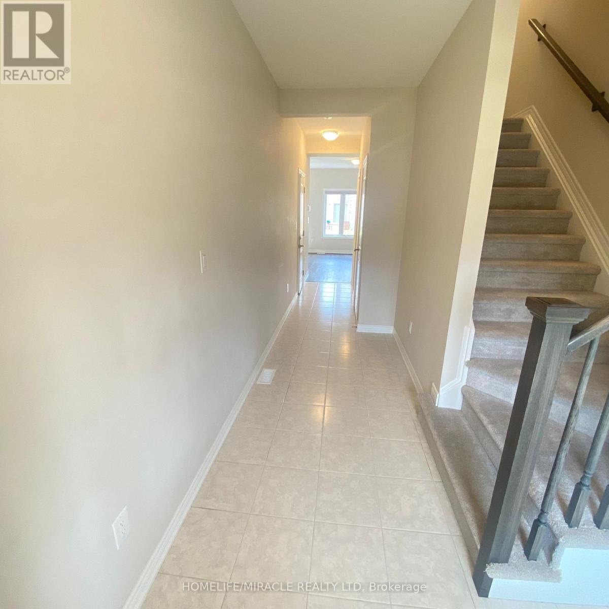 89 Sunflower Place, Welland, Ontario L3C 0H8 - Photo 16 - X12520026