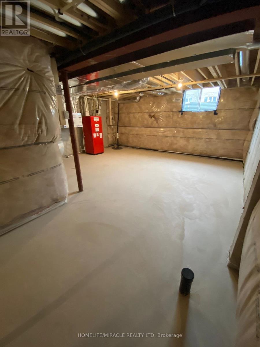 89 Sunflower Place, Welland, Ontario L3C 0H8 - Photo 21 - X12520026