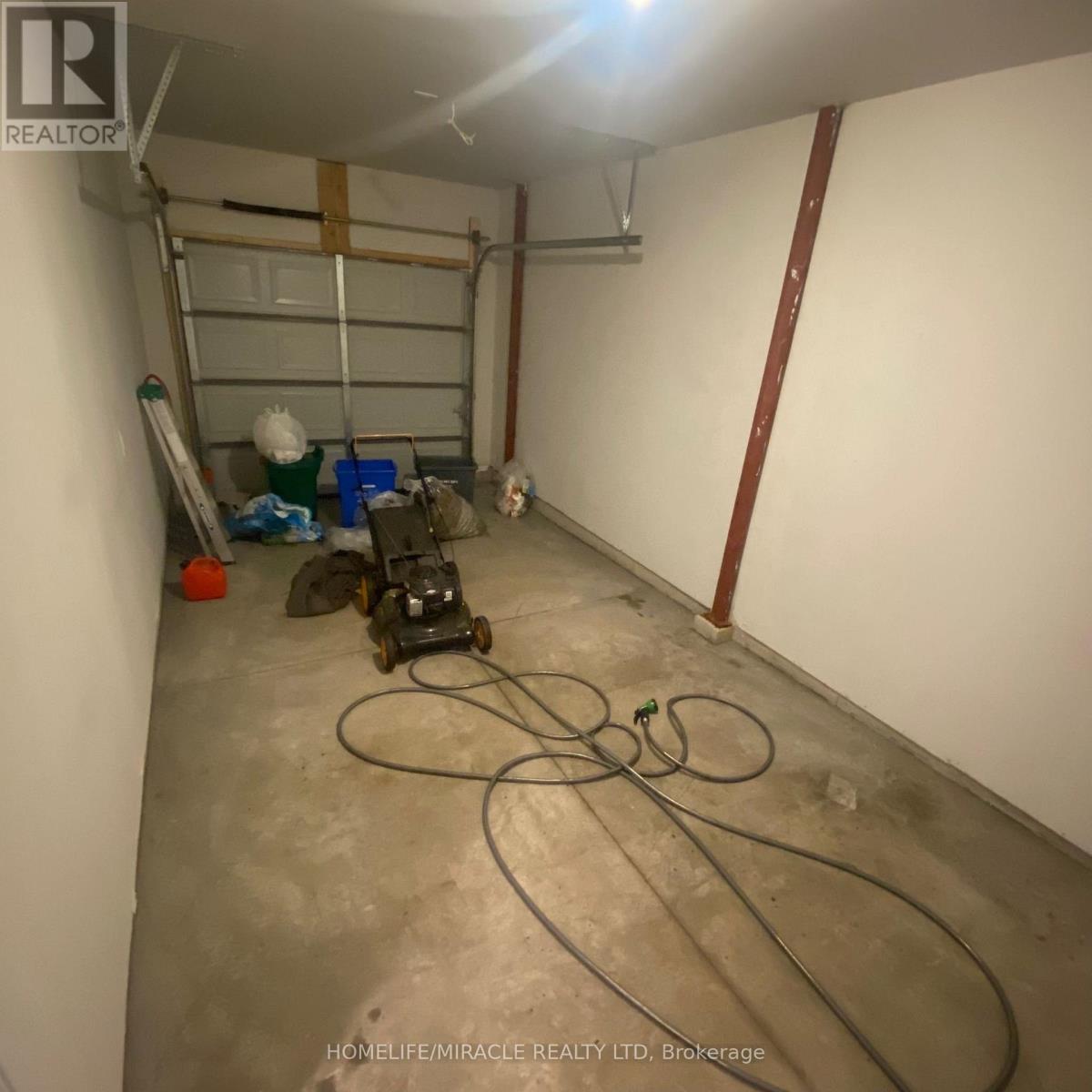 89 Sunflower Place, Welland, Ontario L3C 0H8 - Photo 22 - X12520026