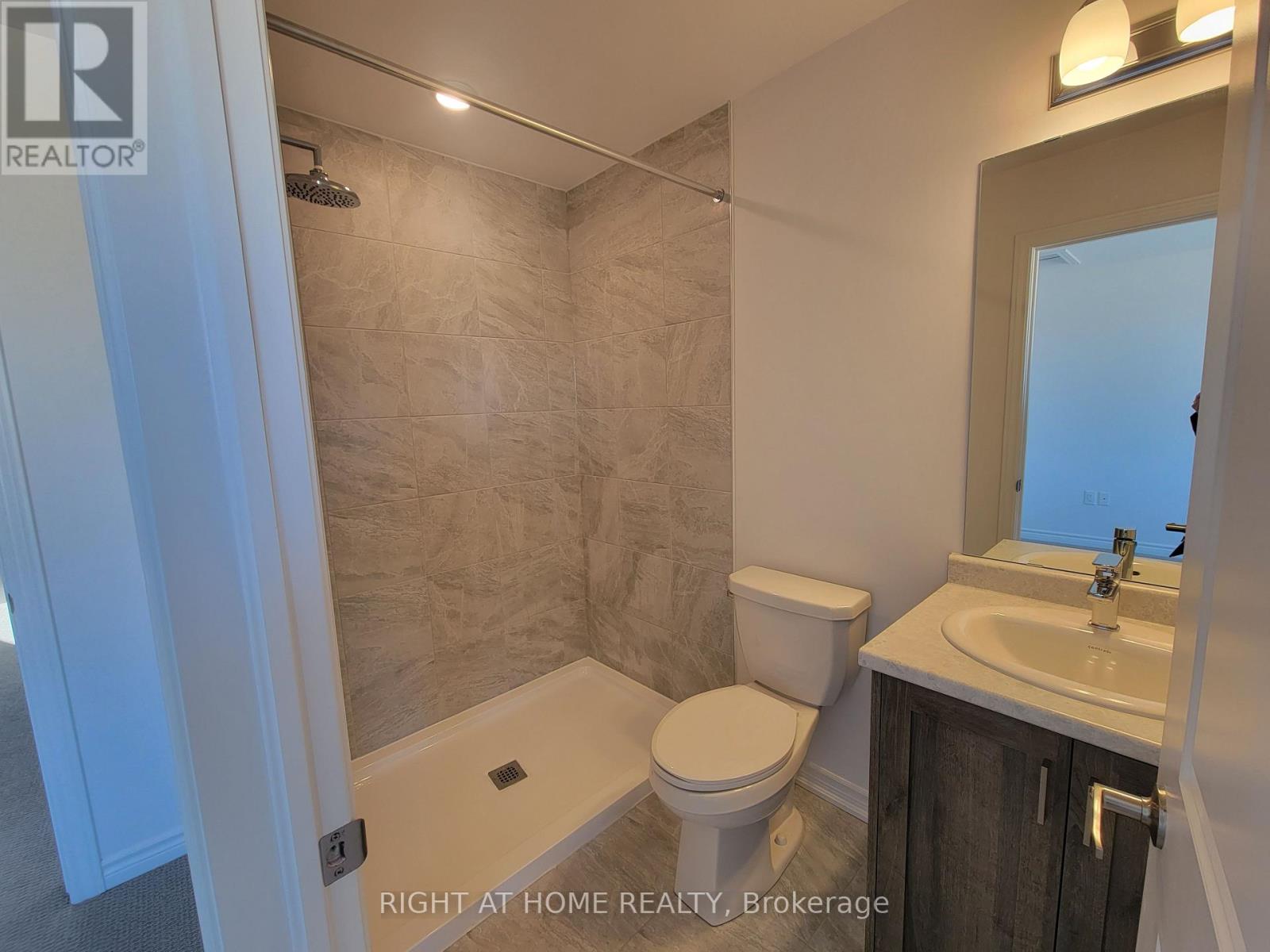 72 - 461 Blackburn Drive, Brantford, Ontario  N3T 0W9 - Photo 11 - X12520030