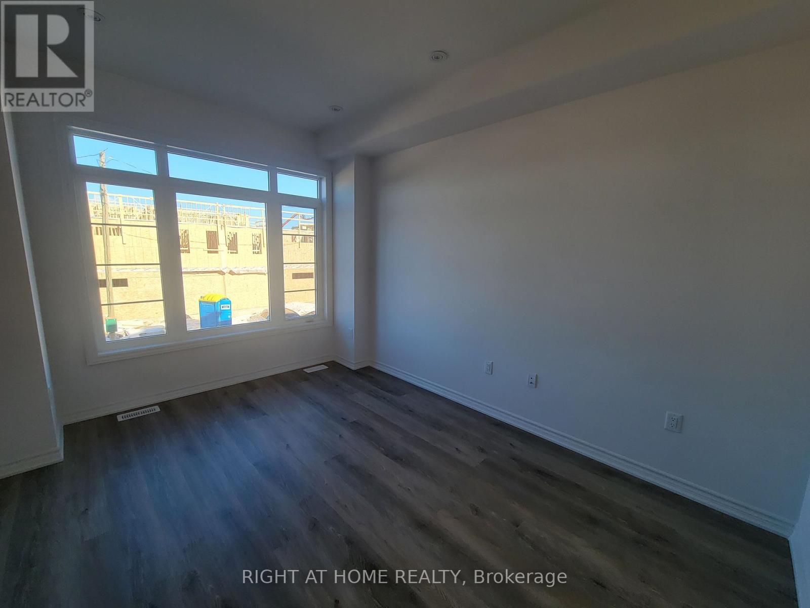 72 - 461 Blackburn Drive, Brantford, Ontario  N3T 0W9 - Photo 3 - X12520030