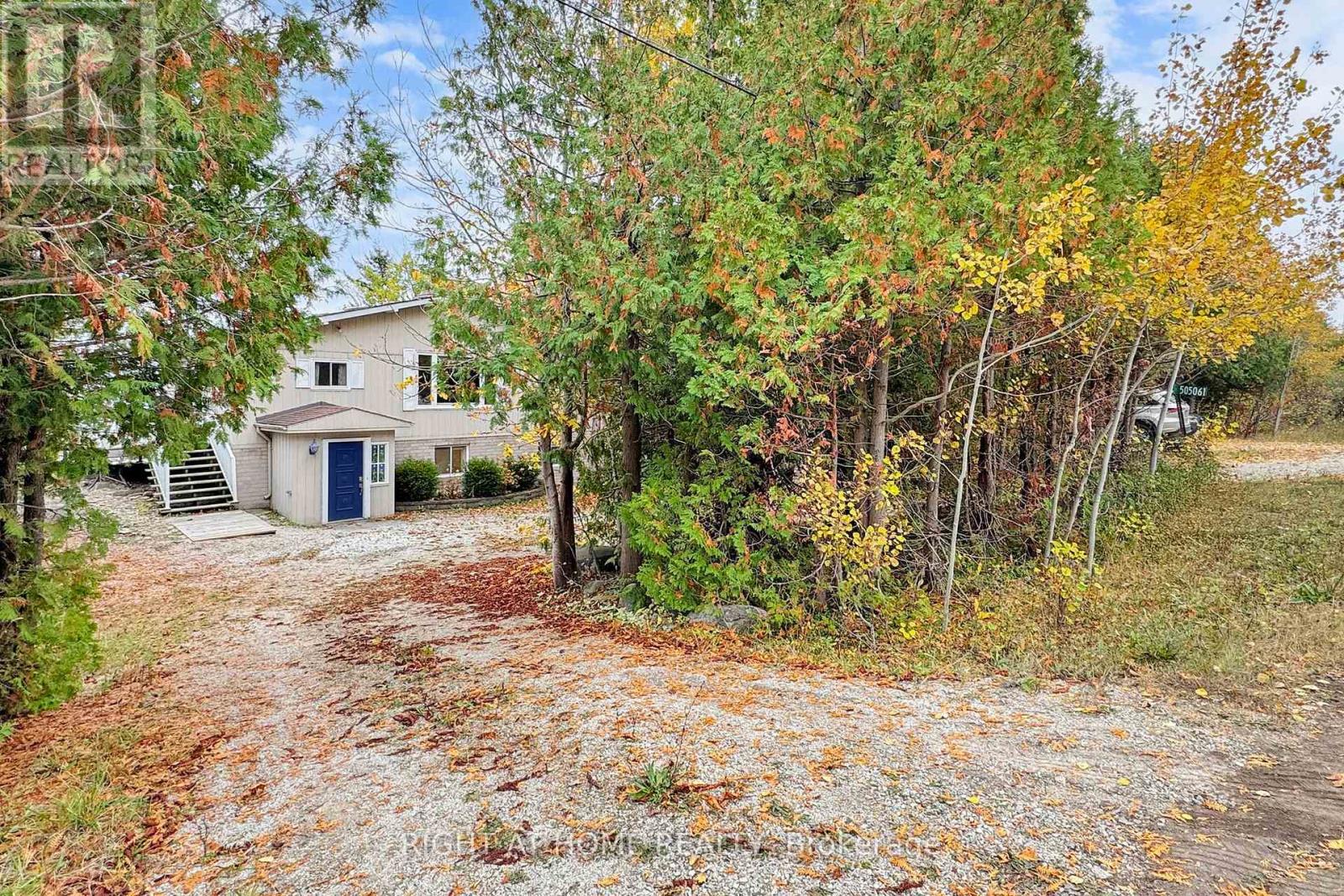 505061 Grey Road 1 Road, Georgian Bluffs, Ontario  N0H 2T0 - Photo 3 - X12520048