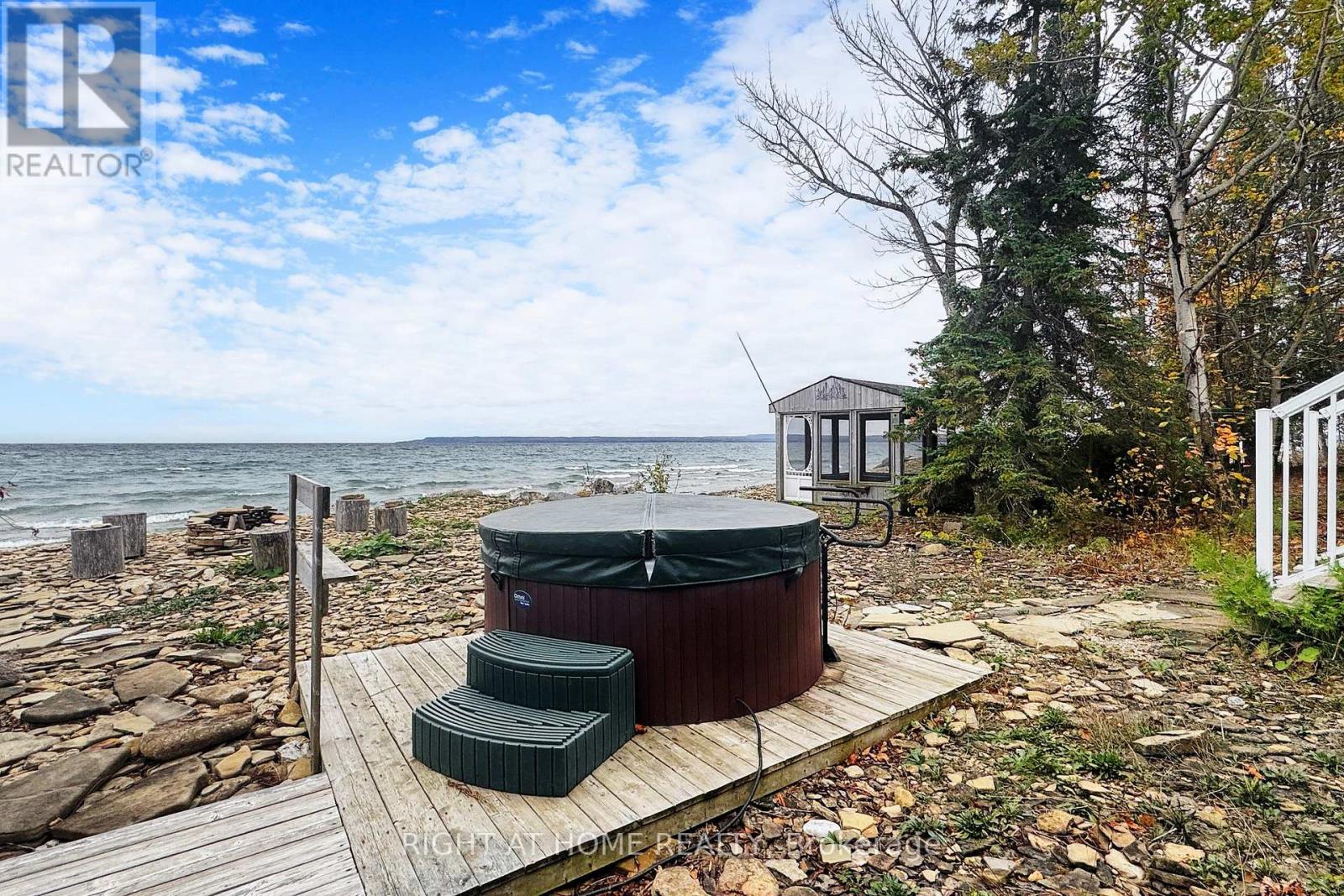 505061 Grey Road 1 Road, Georgian Bluffs, Ontario  N0H 2T0 - Photo 32 - X12520048