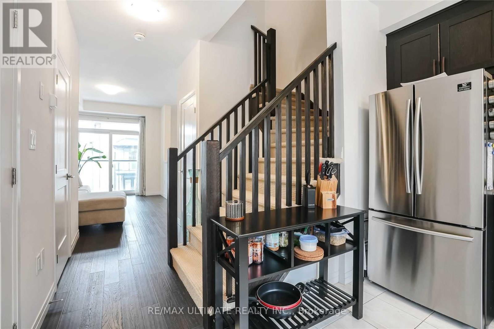 290 - 30 Times Square Boulevard, Hamilton, Ontario L8J 0L9 - Photo 14 - X12520066