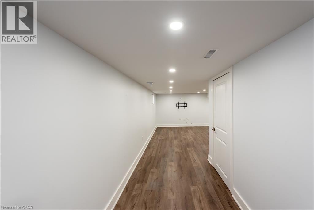 9 Atwood Street, St. Catharines, Ontario  L2R 1G9 - Photo 18 - 40785485