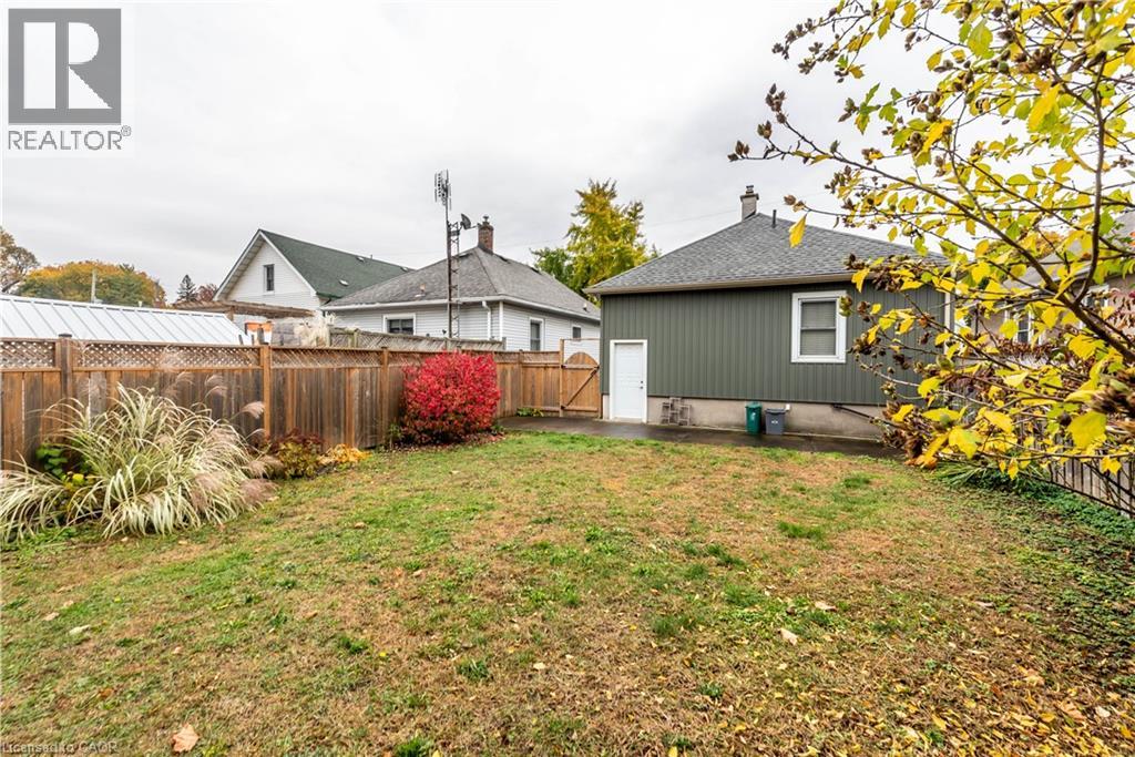 9 Atwood Street, St. Catharines, Ontario  L2R 1G9 - Photo 29 - 40785485