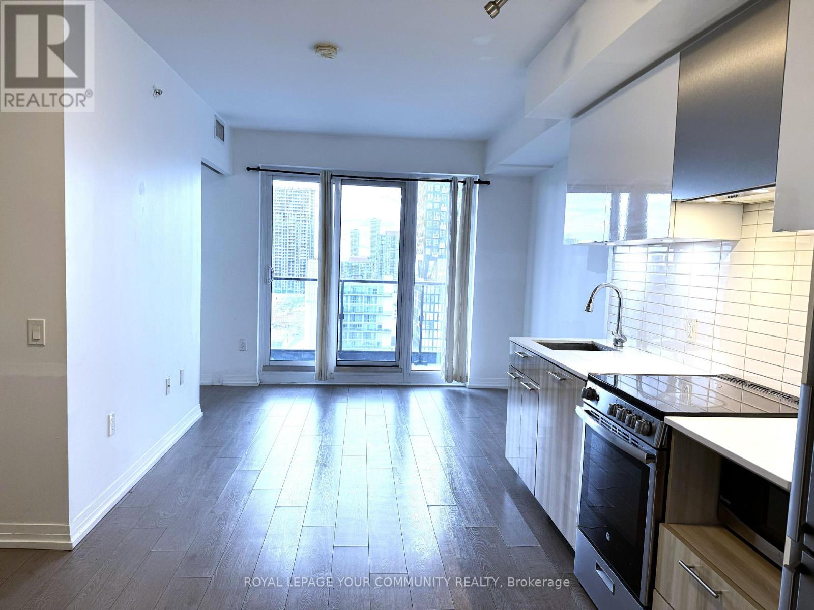 1717 - 251 Jarvis Street, Toronto, Ontario  M5B 0C3 - Photo 6 - C12520086