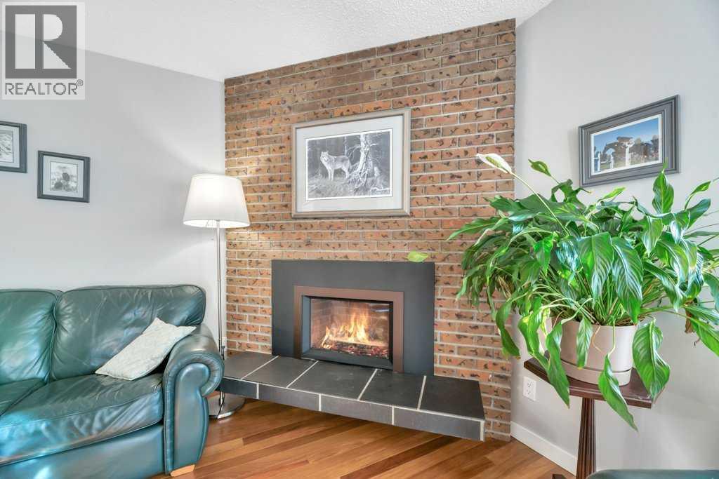 543 Maidstone Drive Ne, Calgary, Alberta  T2A 4B6 - Photo 9 - A2265165