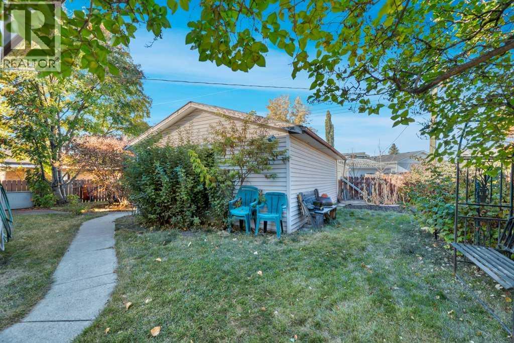 543 Maidstone Drive Ne, Calgary, Alberta  T2A 4B6 - Photo 28 - A2265165