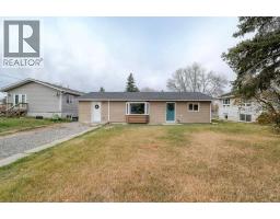 77 2 Street Se Central High River, High River, Ca