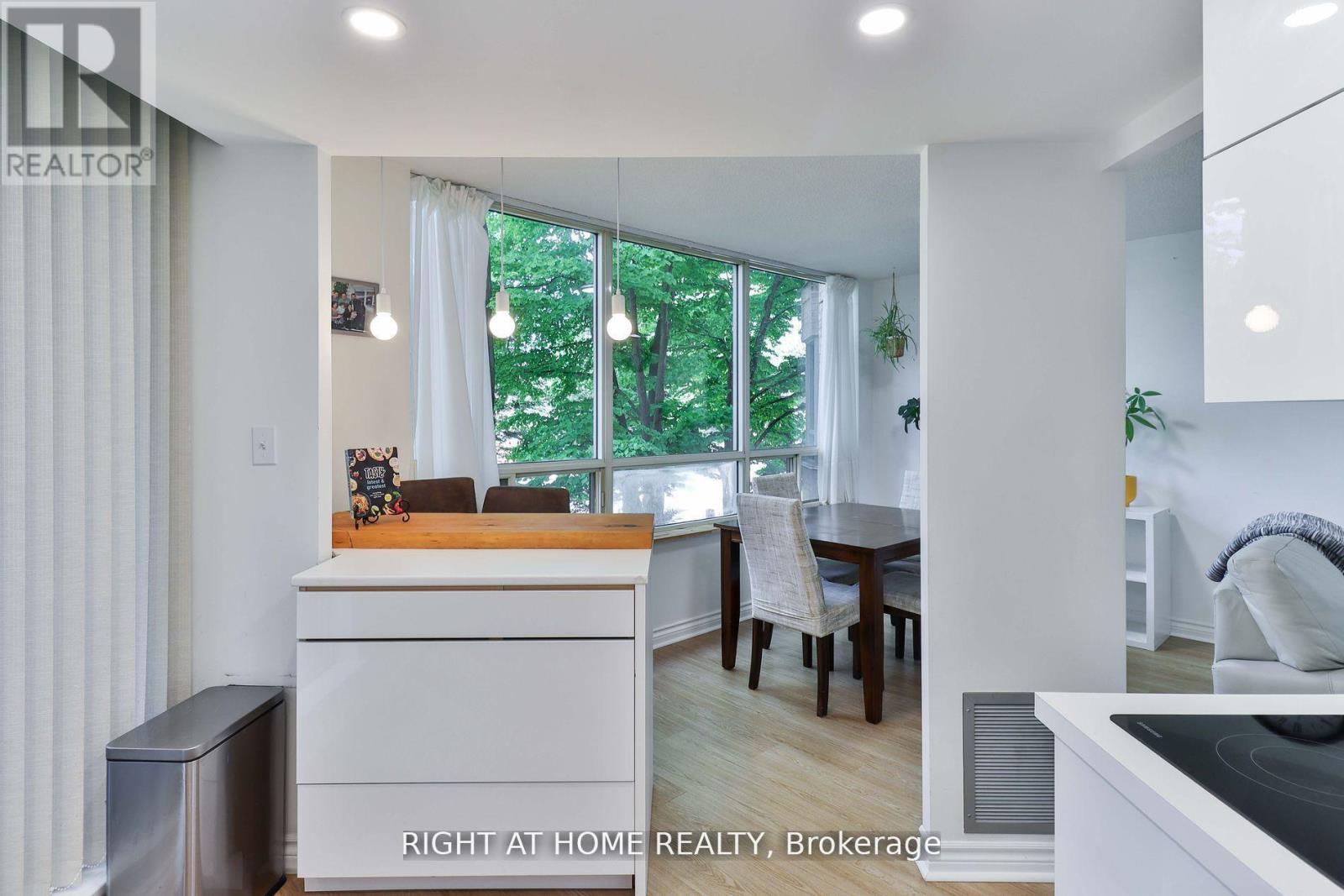 206 - 1210 Don Mills Road, Toronto, Ontario M3B 3N9 - Photo 12 - C12416491