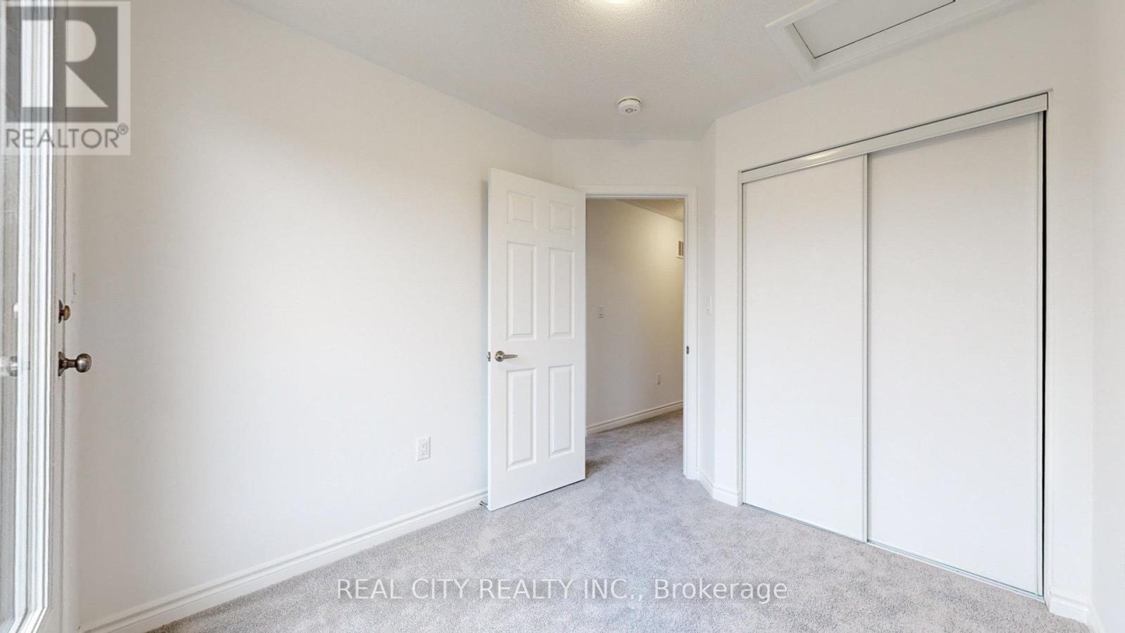 11 Keppel Circle W, Brampton, Ontario  L7A 5K4 - Photo 28 - W12520088