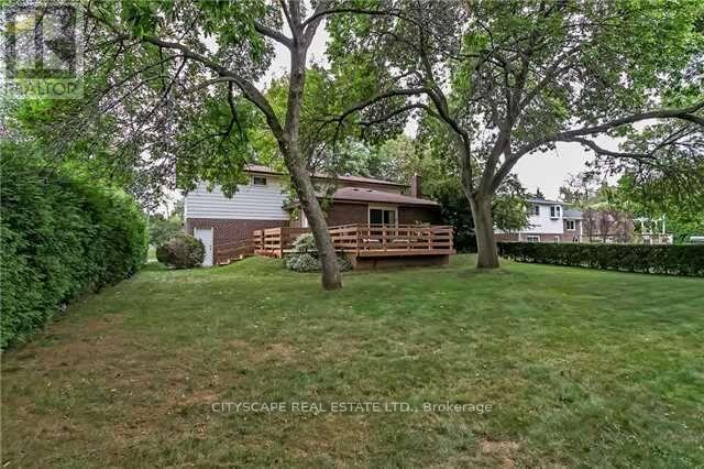 2075 Salmon Road, Oakville, Ontario  L6L 1M2 - Photo 3 - W12520106