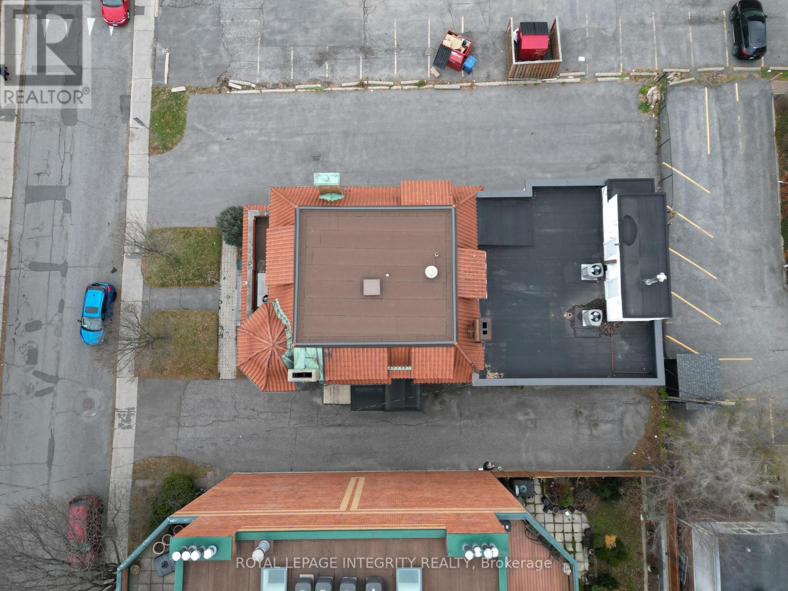 307 Gilmour Street, Ottawa, Ontario K2P 0P7 - Photo 11 - X12520114