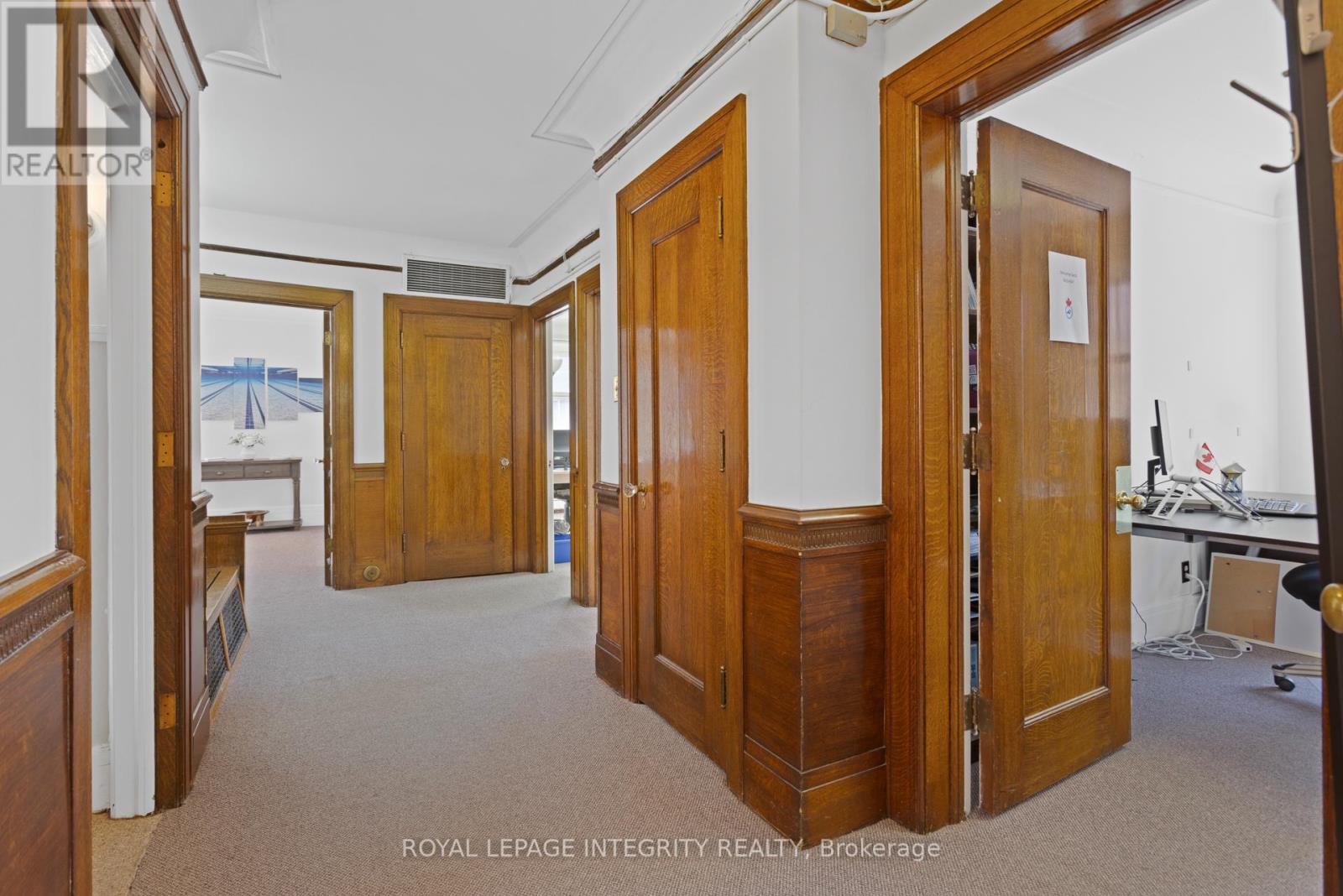 307 Gilmour Street, Ottawa, Ontario K2P 0P7 - Photo 20 - X12520114