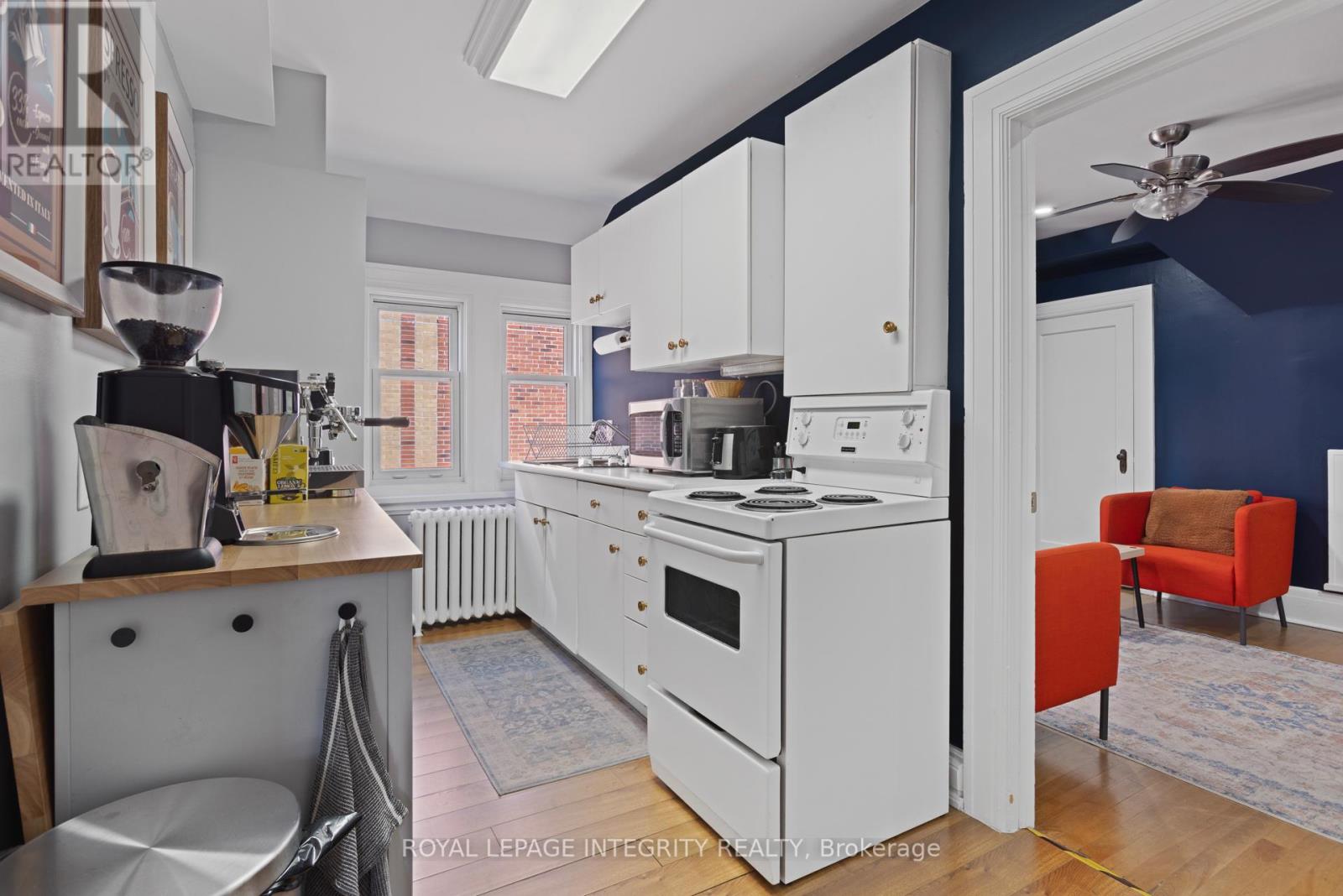 307 Gilmour Street, Ottawa, Ontario K2P 0P7 - Photo 31 - X12520114